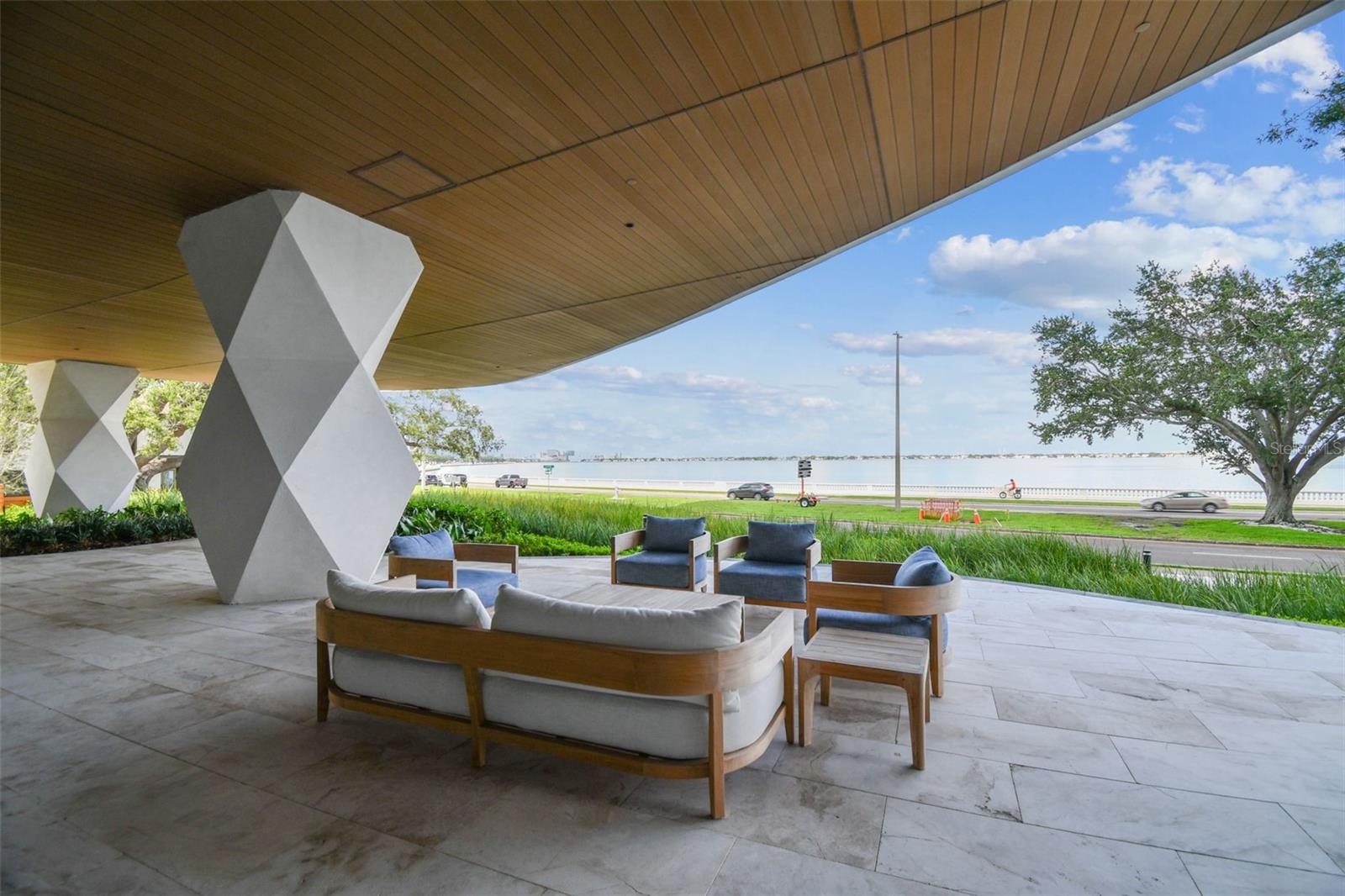 RITZ CARLTON RESIDENCES - Residential Lease