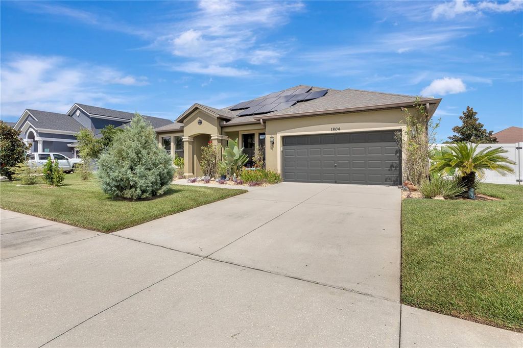 Photo of 1804 Via Palermo Street, Plant City, FL 33566 (MLS # TB8429996)