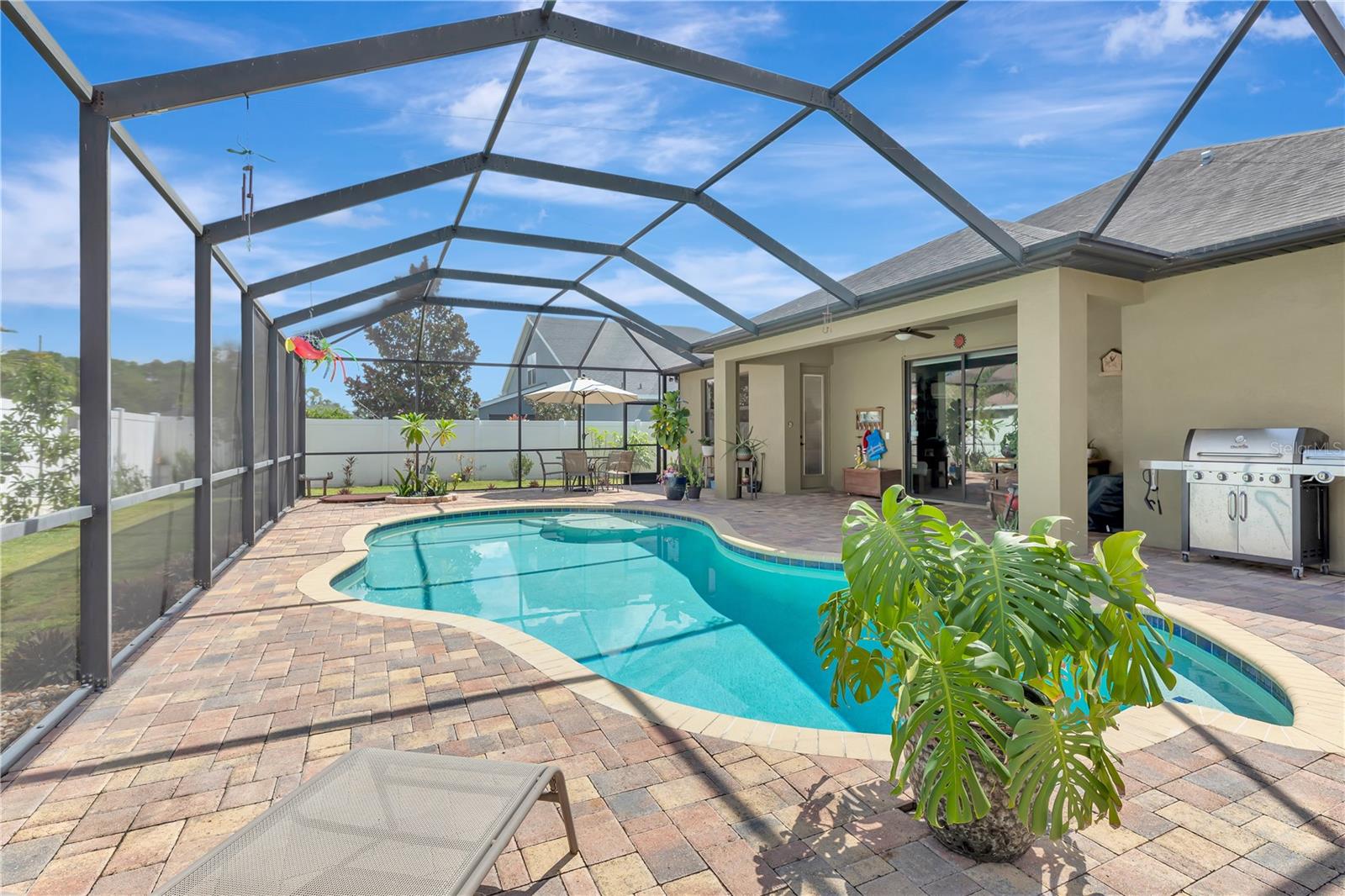 WALDEN POINTE - Residential