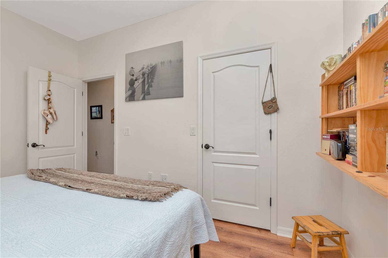 WALDEN POINTE - Residential