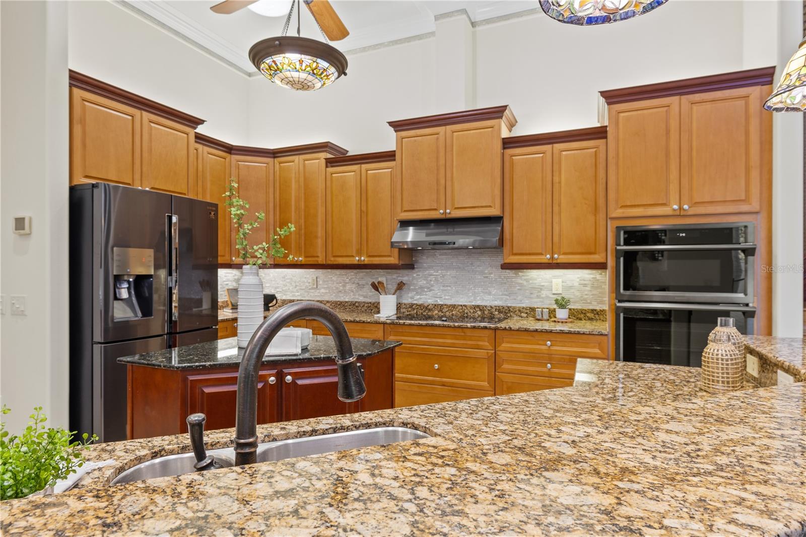 MILL CREEK PH VI - Residential