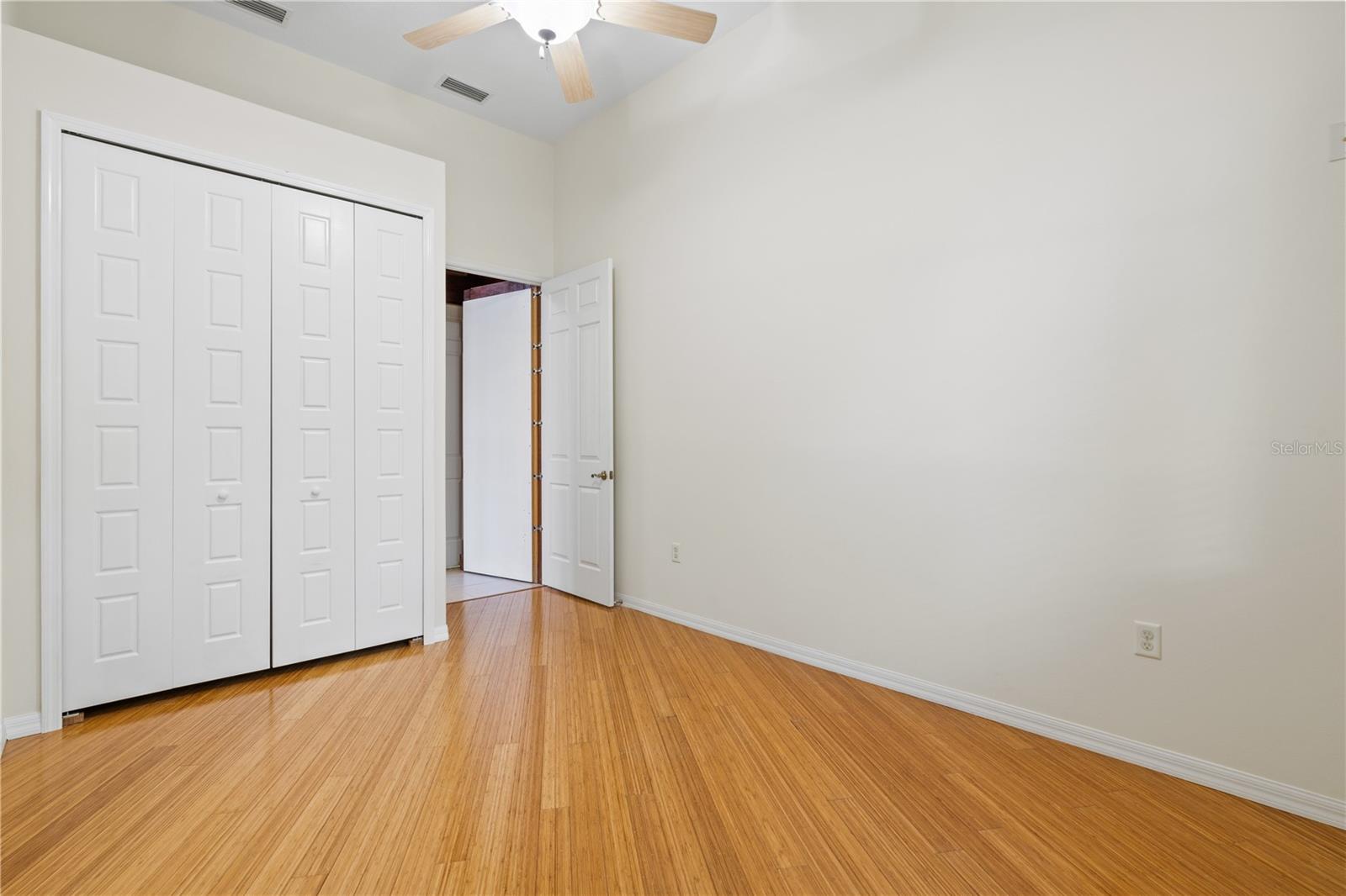 MILL CREEK PH VI - Residential