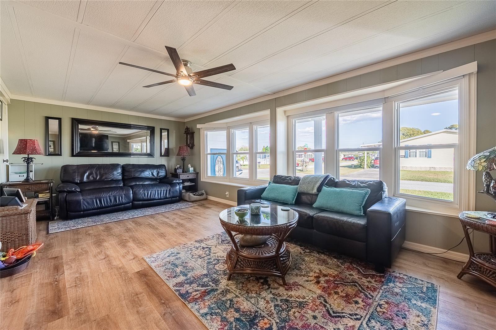 LAKE BETMAR ESTATES #7 - Residential