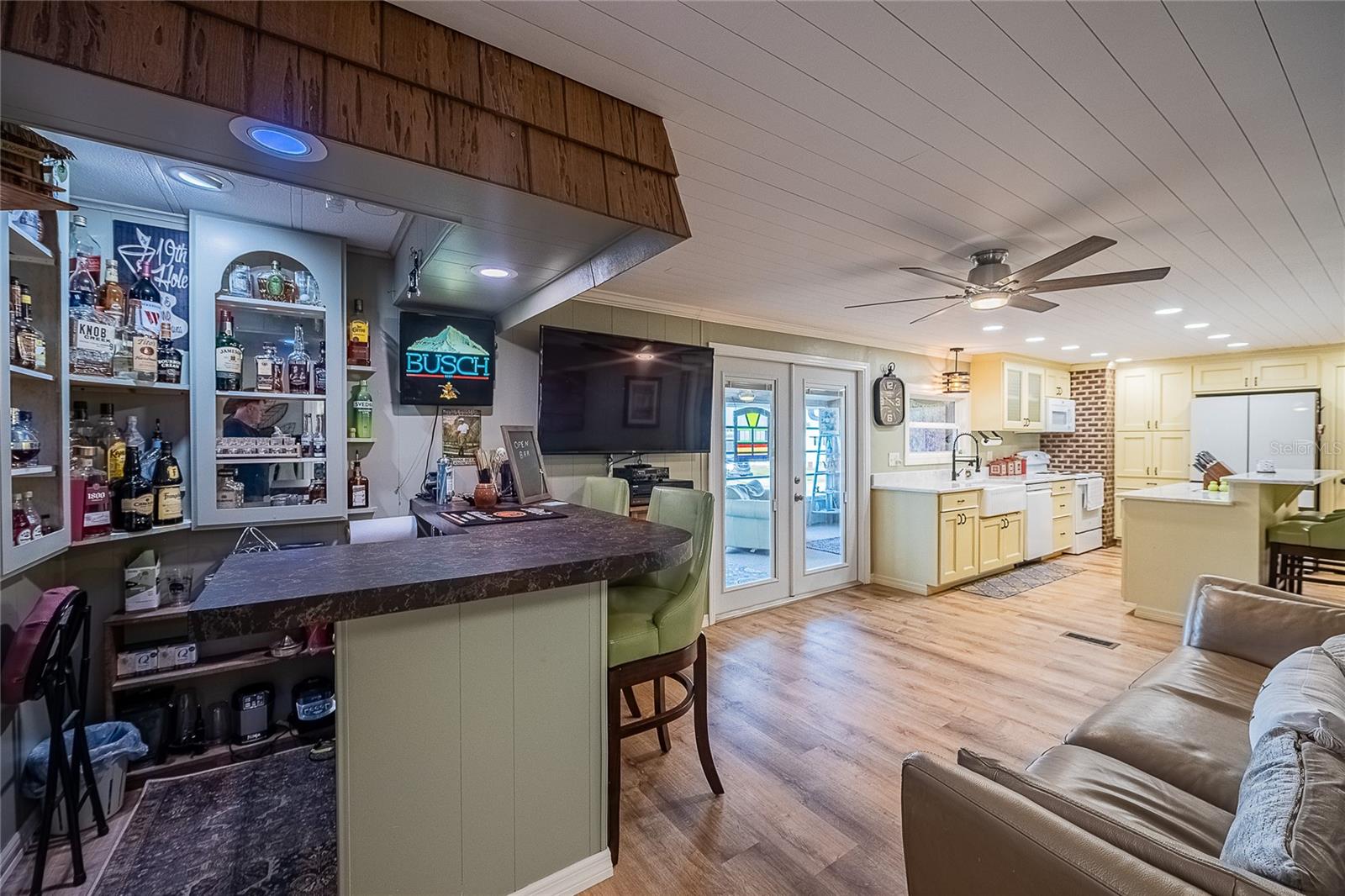 LAKE BETMAR ESTATES #7 - Residential