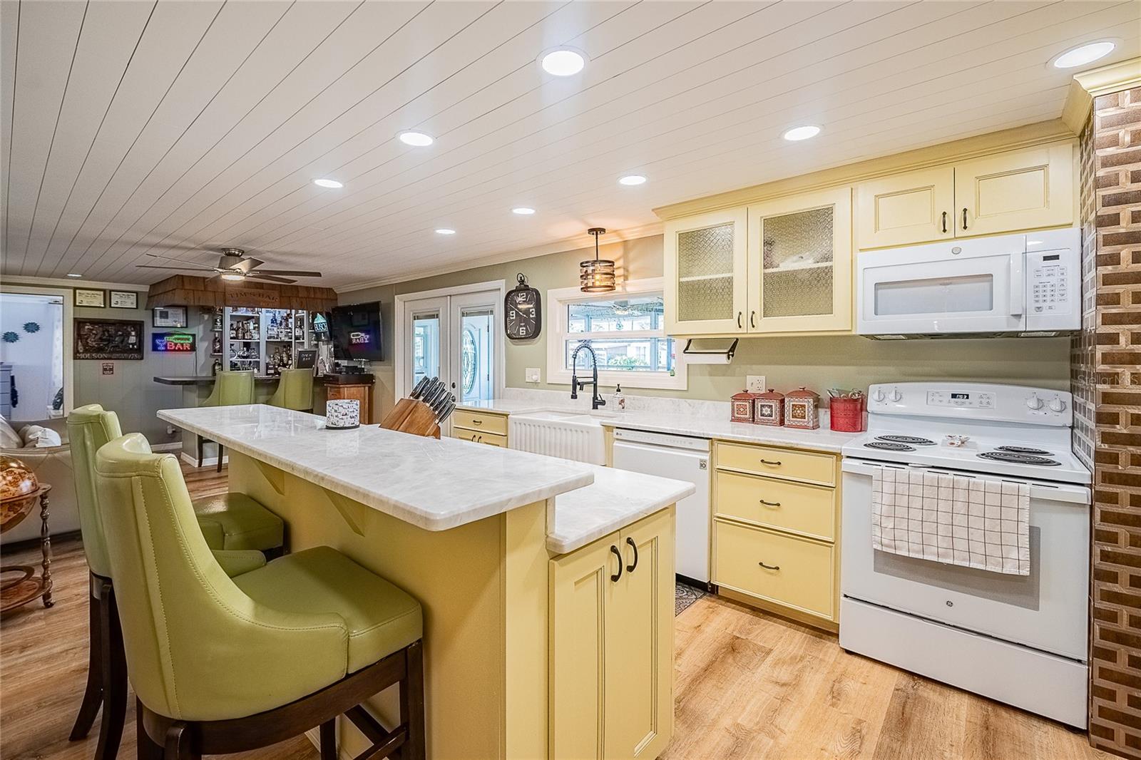 LAKE BETMAR ESTATES #7 - Residential