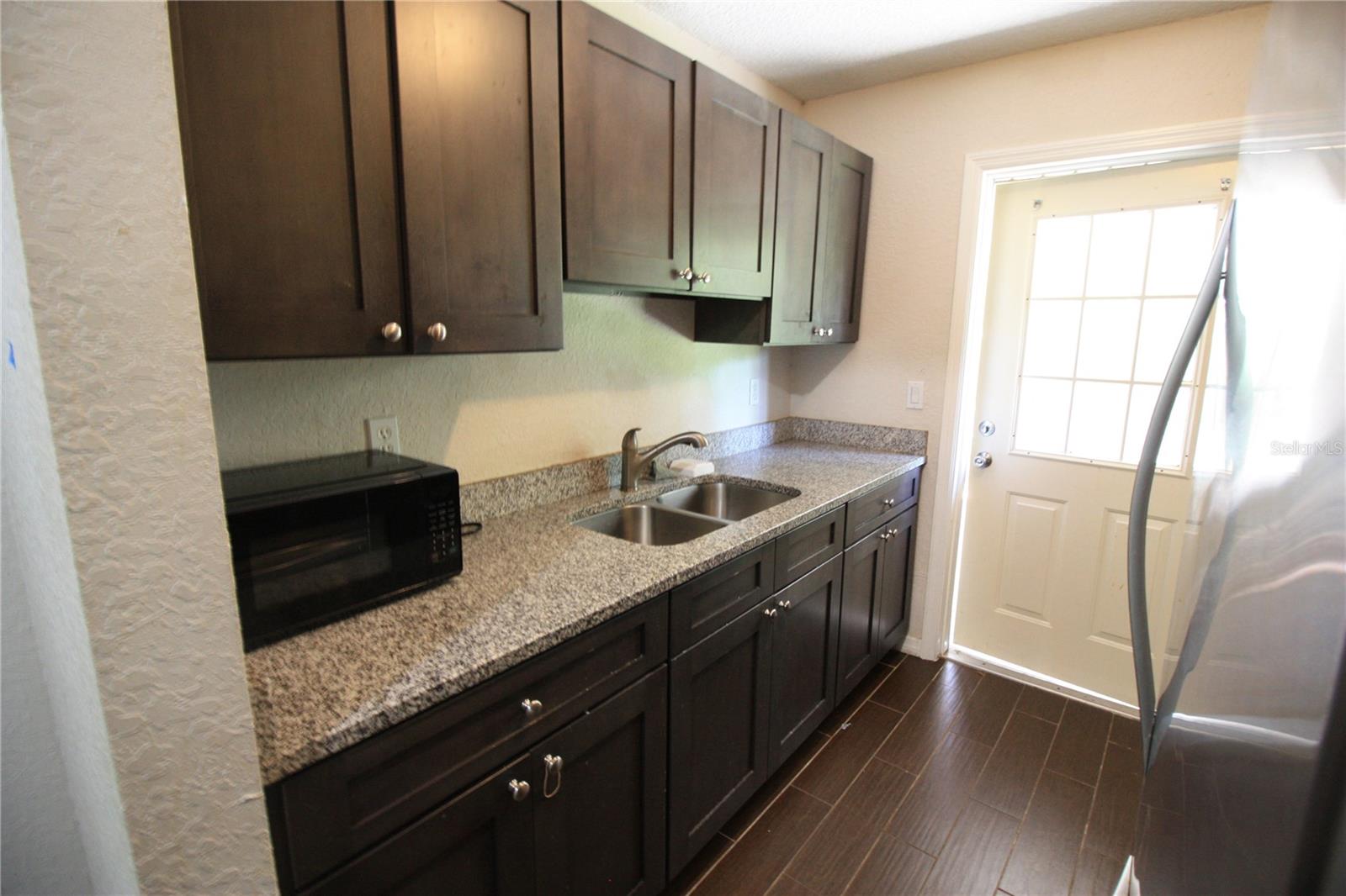 BELLEVIEW - Residential Lease