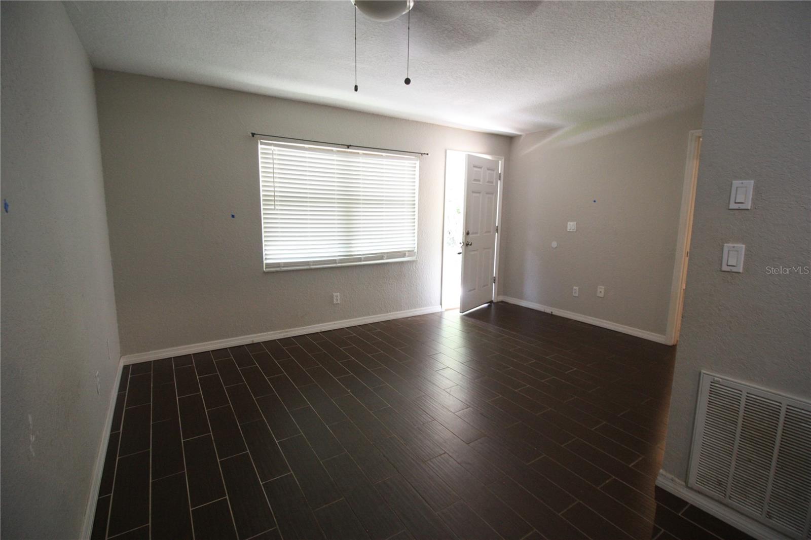 BELLEVIEW - Residential Lease