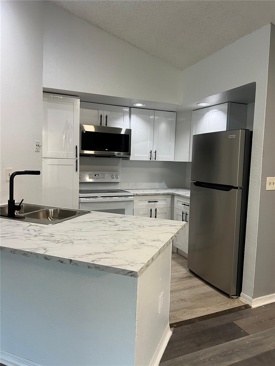 VENETIAN PLACE - Residential Lease