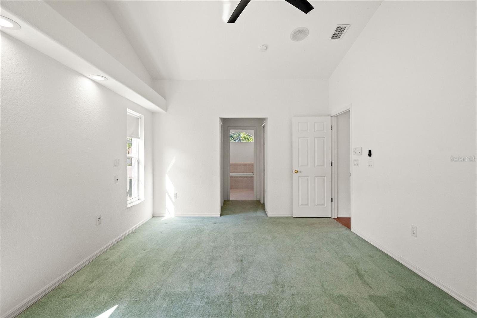 BARRINGTON WOODS PH 02 - Residential
