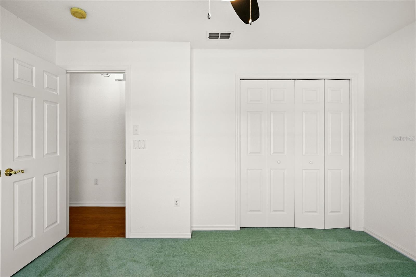 BARRINGTON WOODS PH 02 - Residential