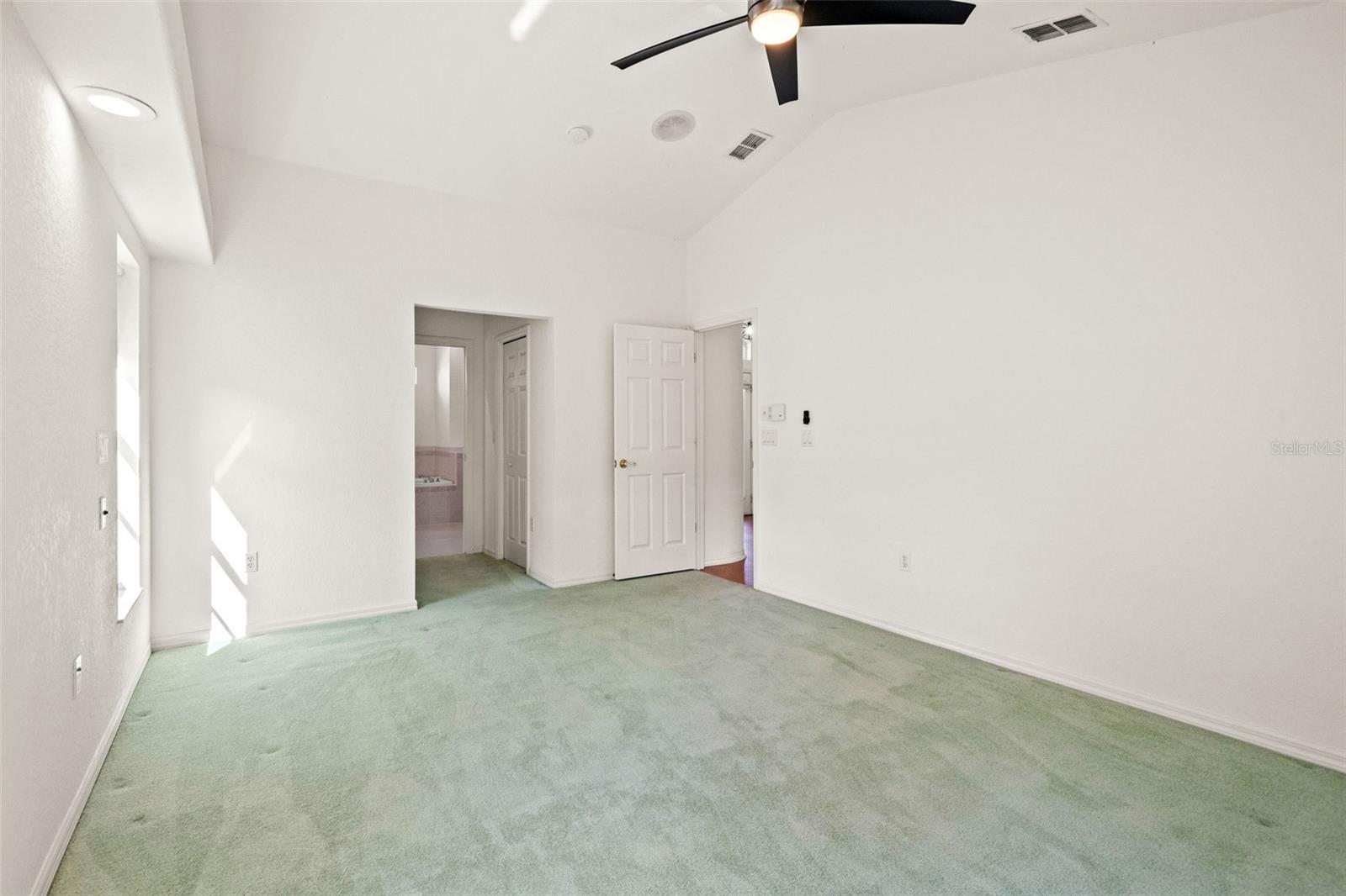 BARRINGTON WOODS PH 02 - Residential