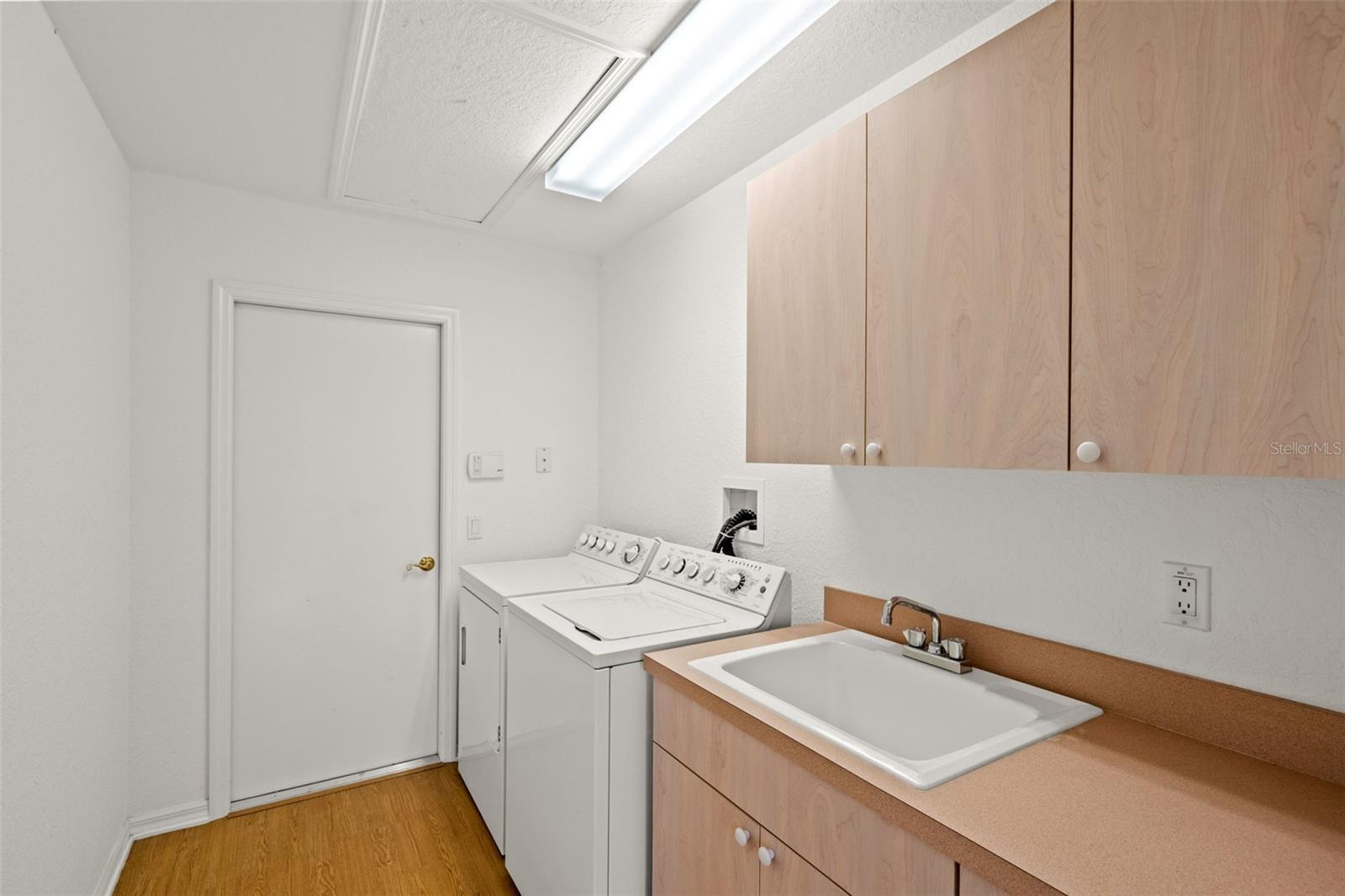 BARRINGTON WOODS PH 02 - Residential