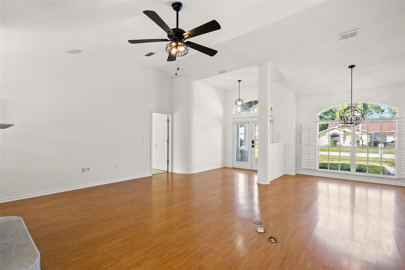BARRINGTON WOODS PH 02 - Residential