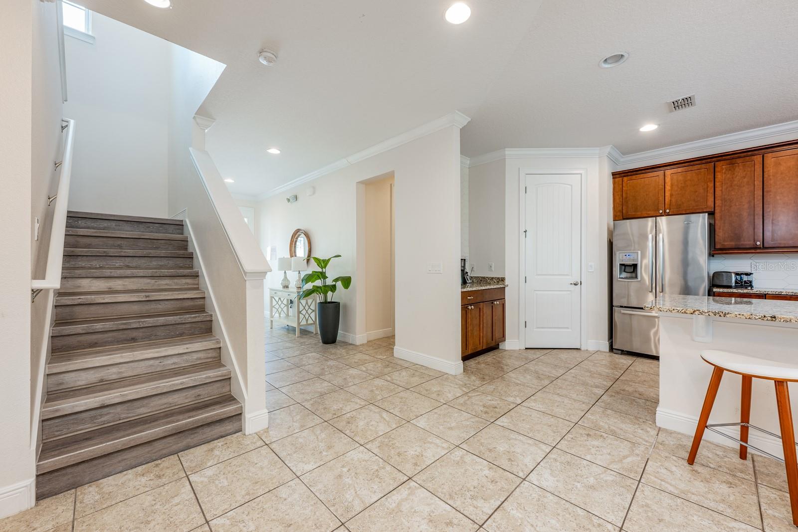 REUNION WEST PH 1 WEST & AMENT CTR RPLT - Residential