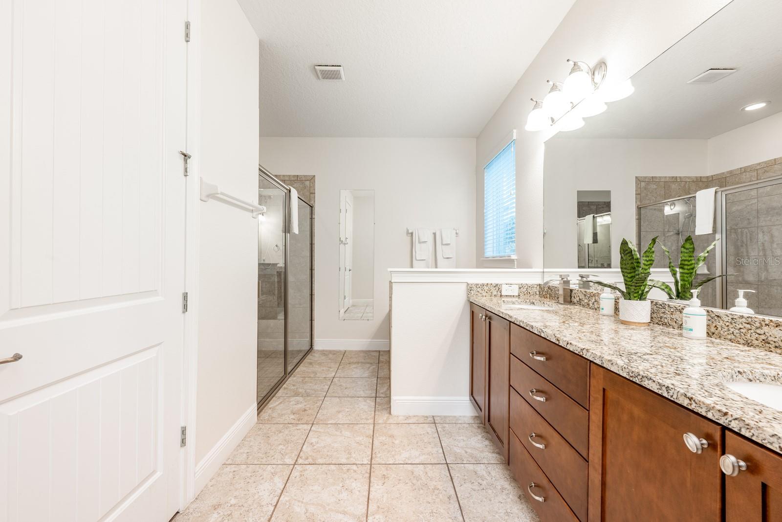 REUNION WEST PH 1 WEST & AMENT CTR RPLT - Residential