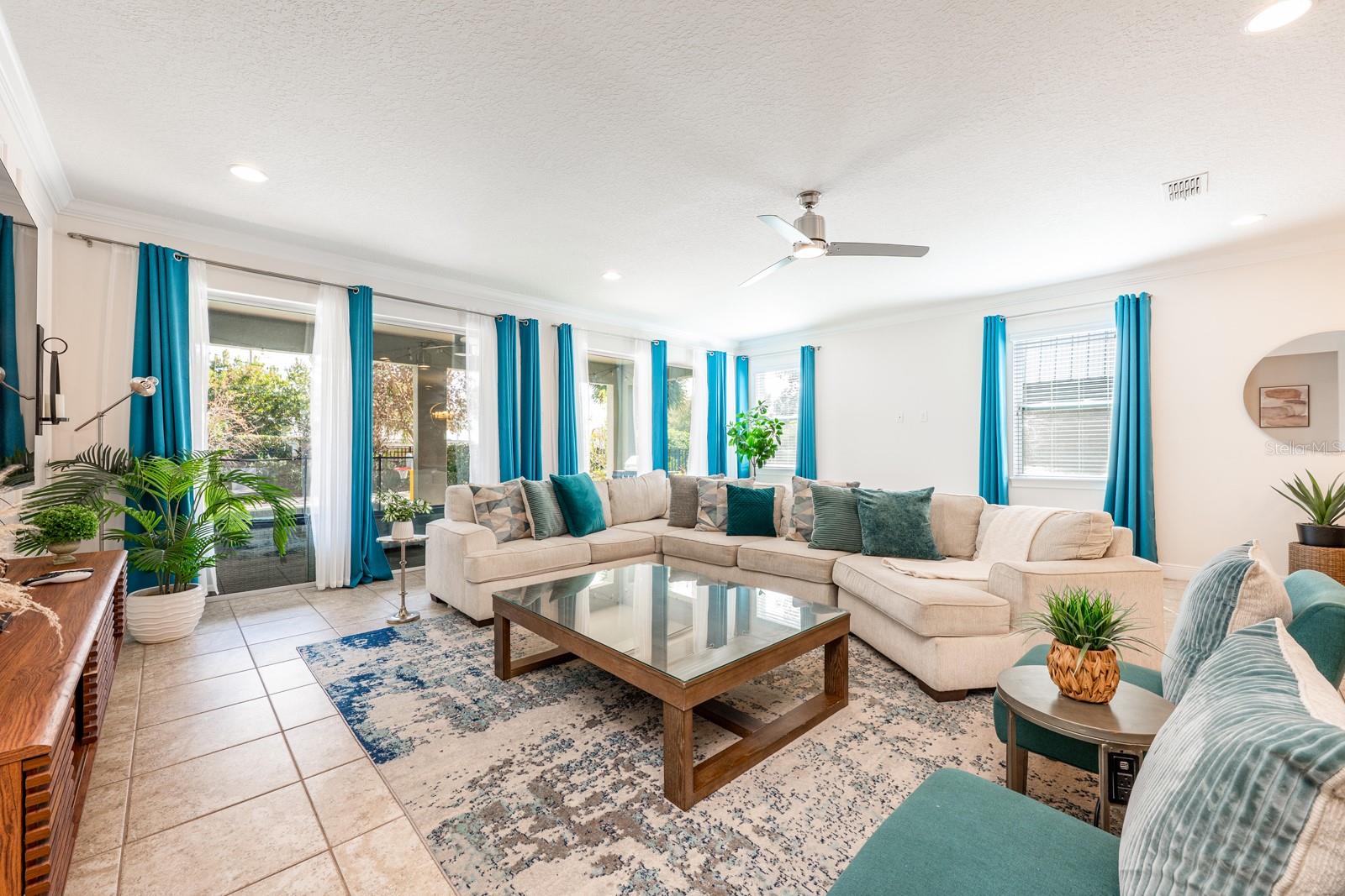 REUNION WEST PH 1 WEST & AMENT CTR RPLT - Residential