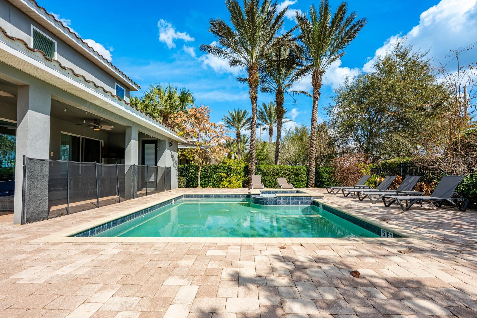 REUNION WEST PH 1 WEST & AMENT CTR RPLT - Residential