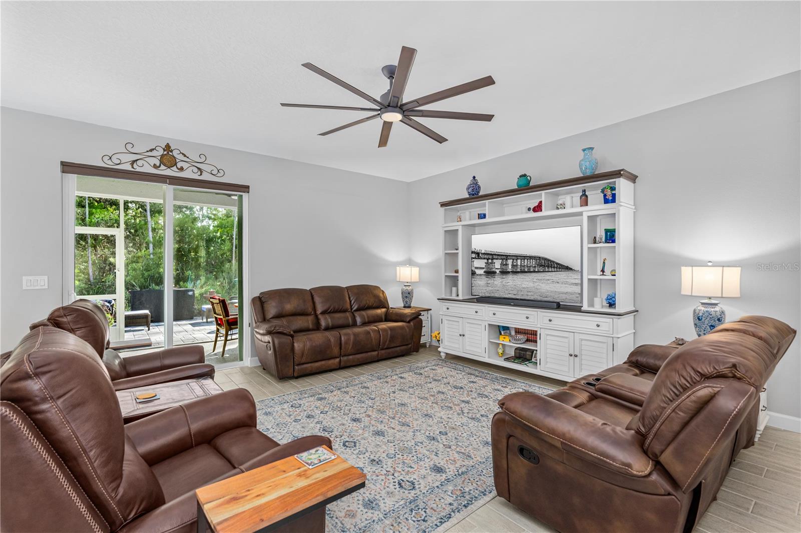 BELLE TERRE - Residential