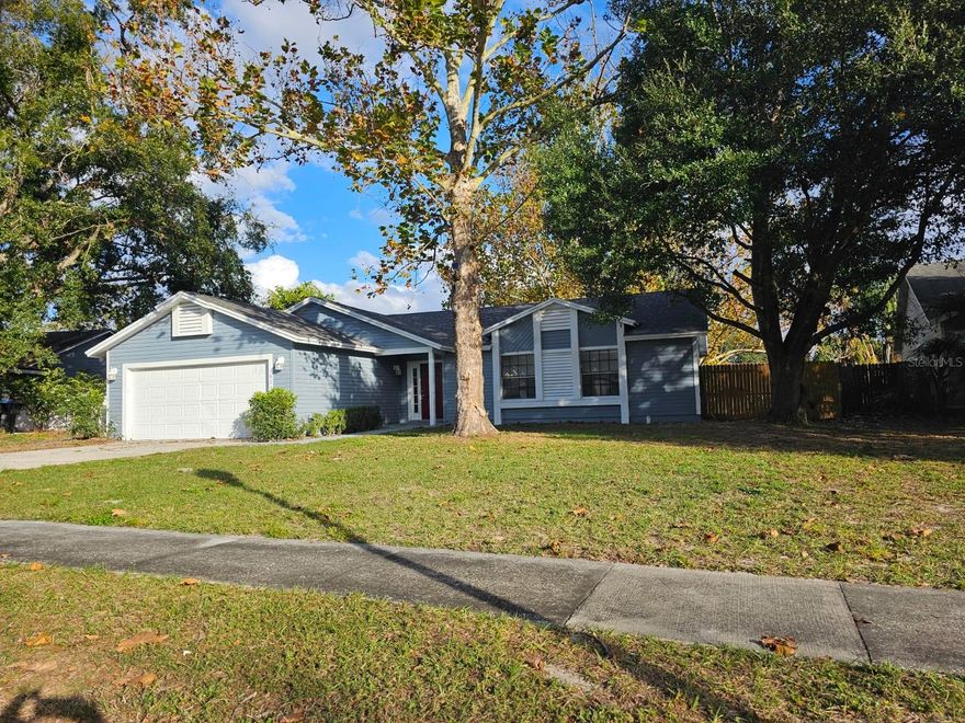 Location location location!!! Beautiful home 3bedroom 2 full bathroom totally renovated ready to move-in split bedroom freshly painted inside and out, new kitchen with stone counters ,all new appliances included ,eat in kitchen space , luxury bathrooms. spacious  living dining area, huge screened porch to enjoy with family and friends. Large fenced  patio yard. New Washer and dryer  !!Close to most important expressways! Close to Public transportation!