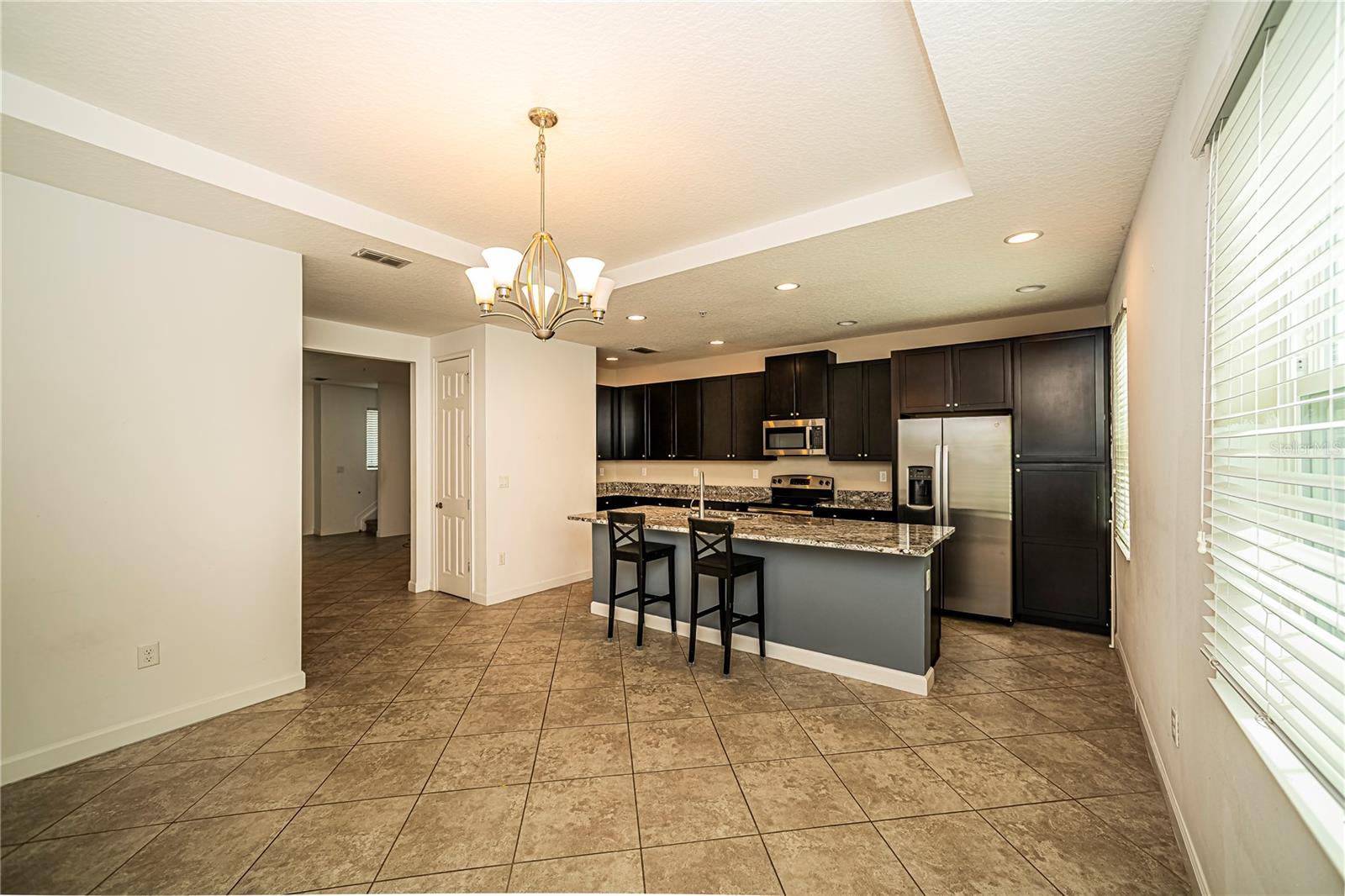 GRANDE OAKS AT HEATHROW - Residential