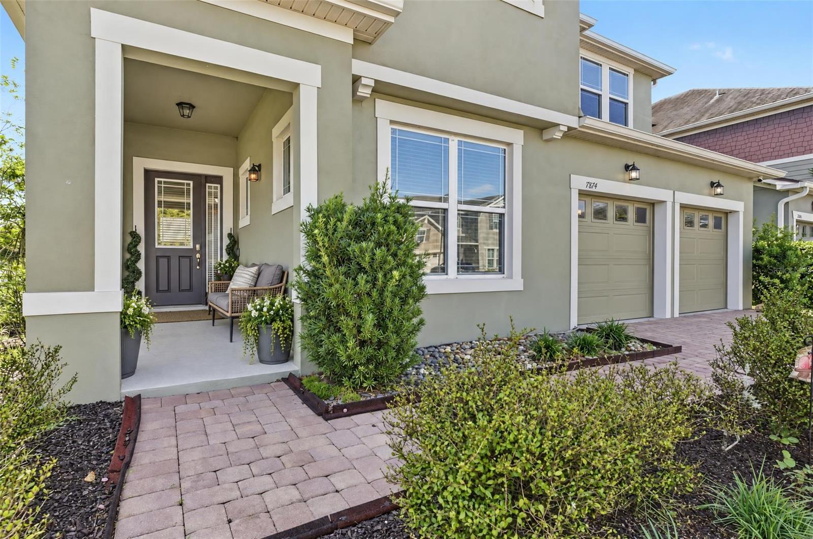 Casas a venda 3 - Jen Dantas 7874 CORKFIELD AVENUE