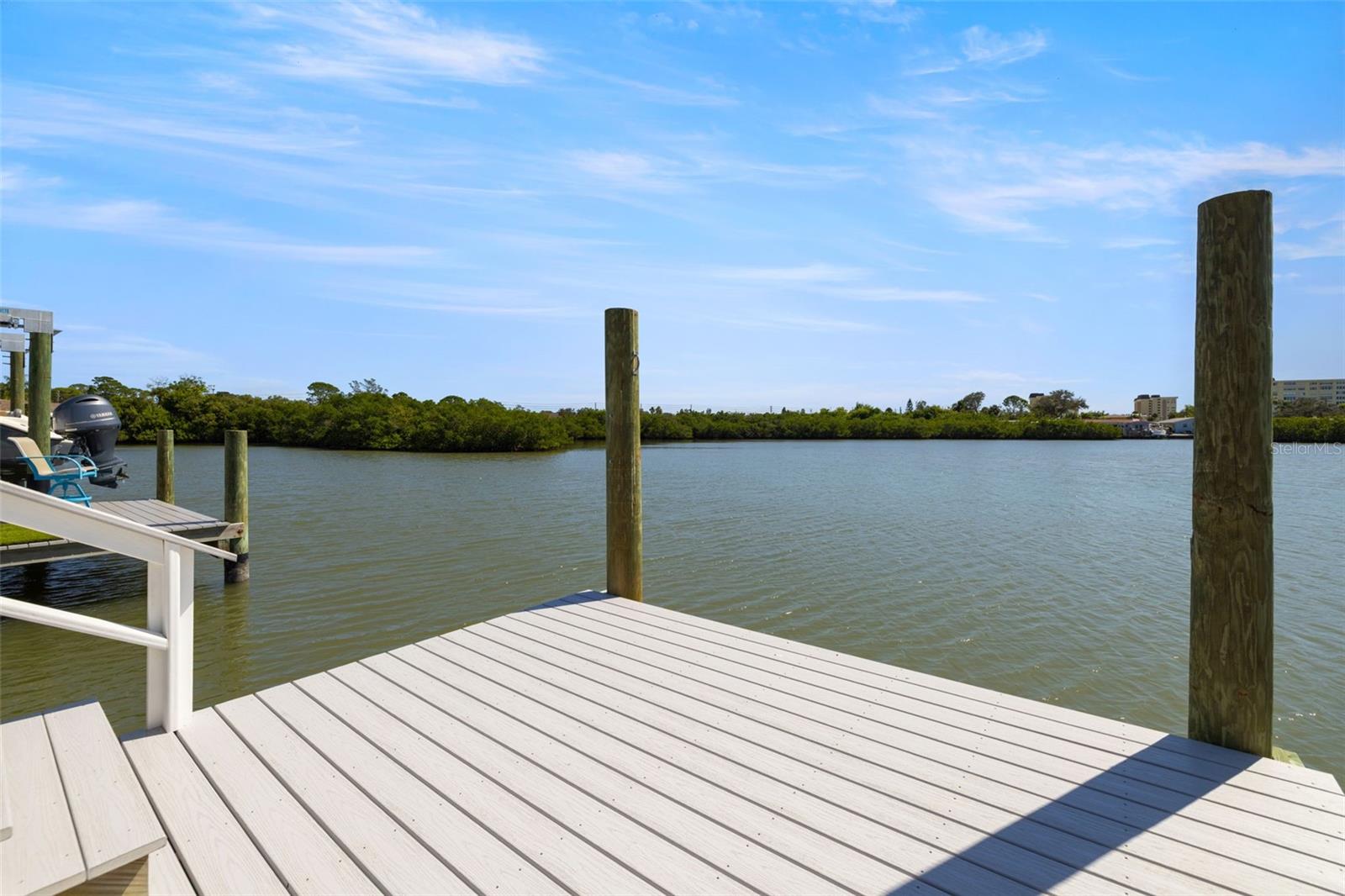 BOCA CIEGA POINT EAST - Residential