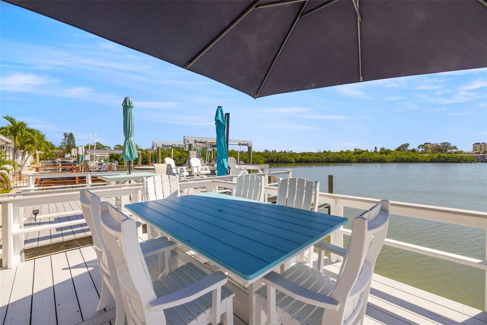 BOCA CIEGA POINT EAST - Residential