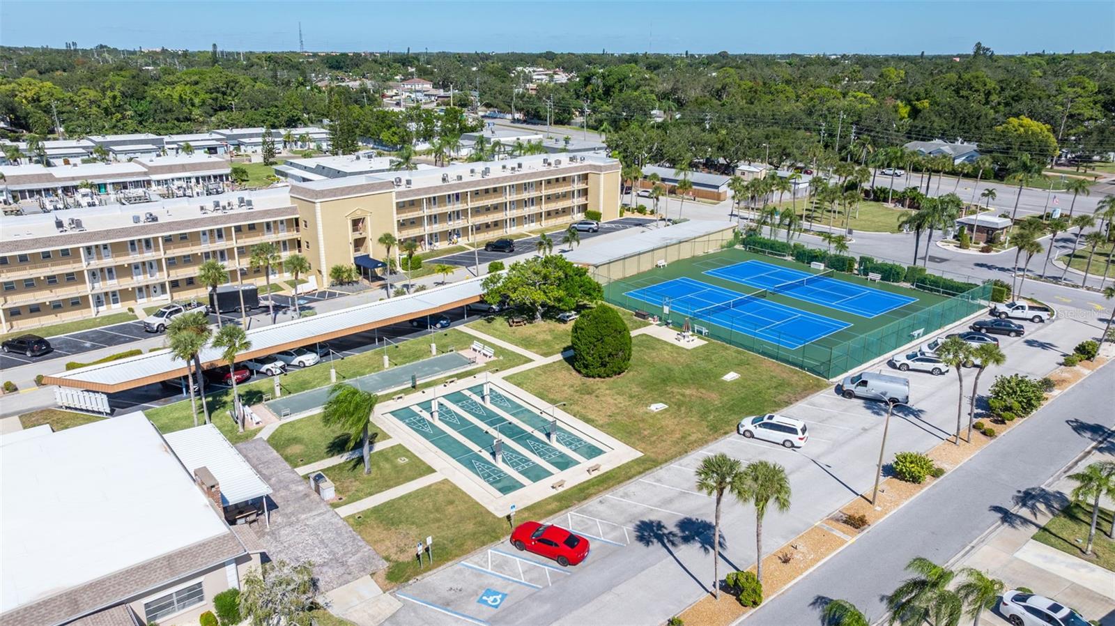 BOCA CIEGA POINT EAST - Residential