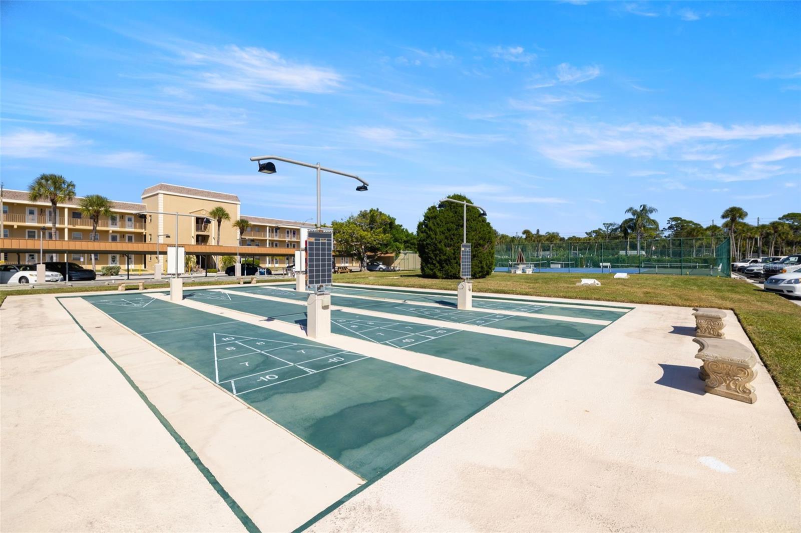BOCA CIEGA POINT EAST - Residential
