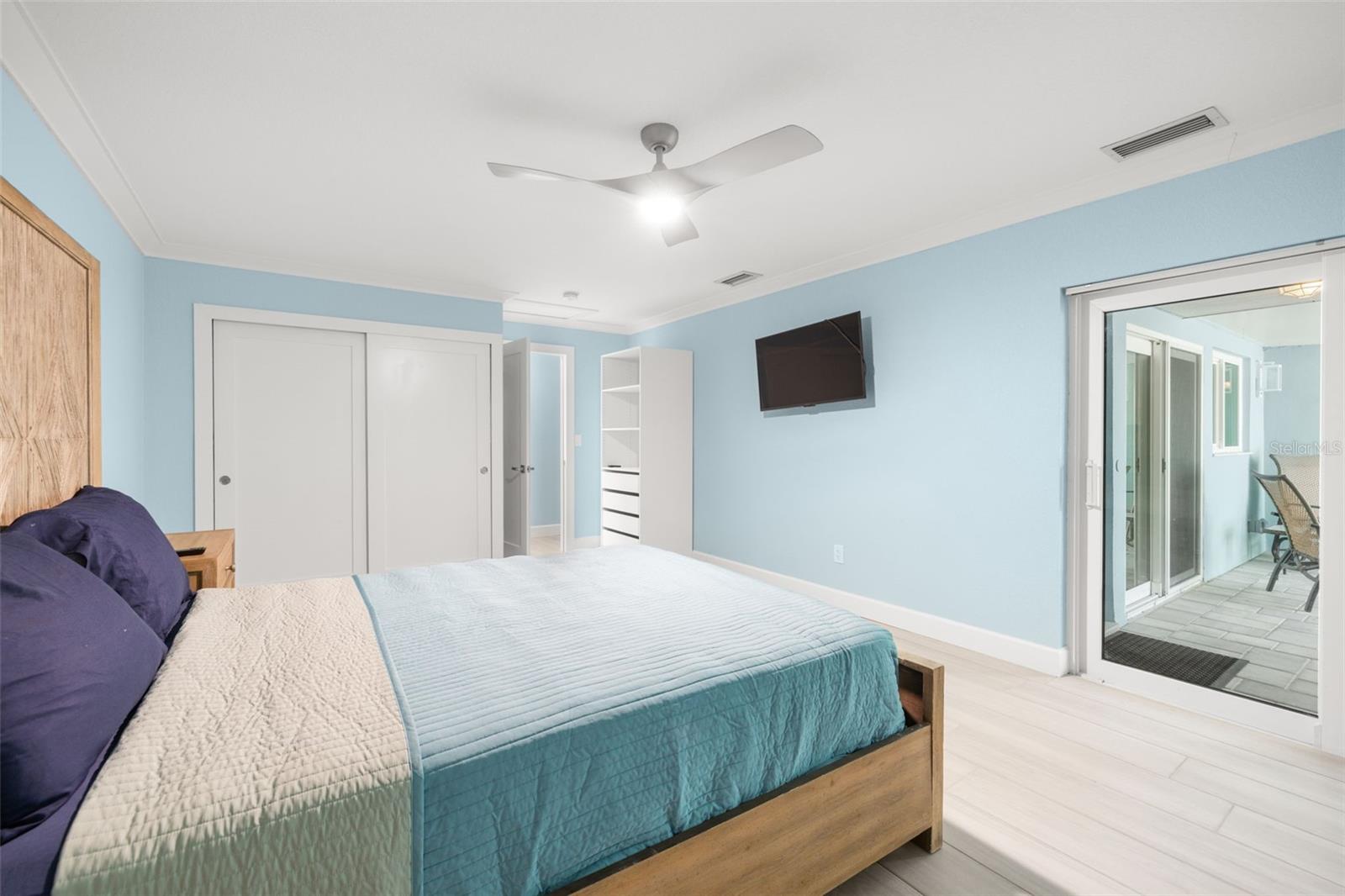 BOCA CIEGA POINT EAST - Residential