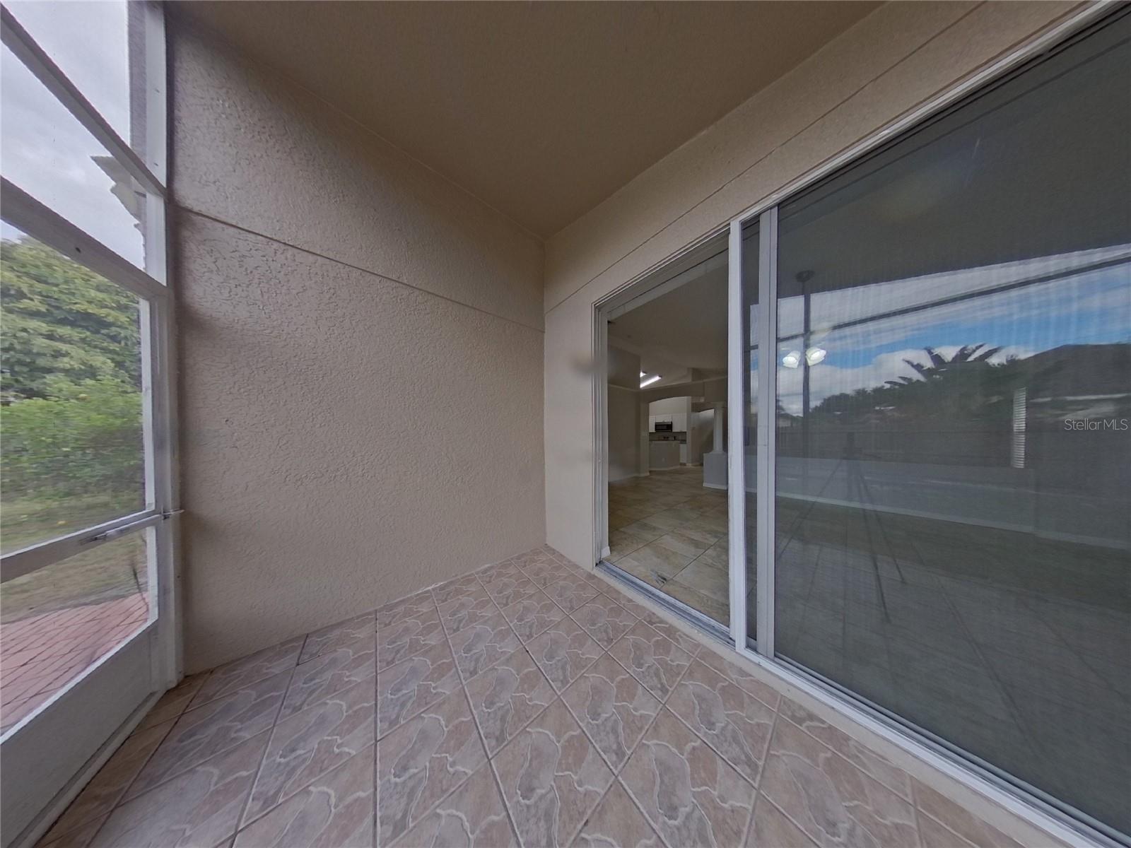 WOODSTONE SUB - Residential Lease