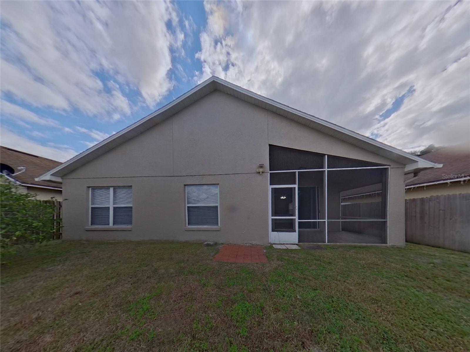 WOODSTONE SUB - Residential Lease