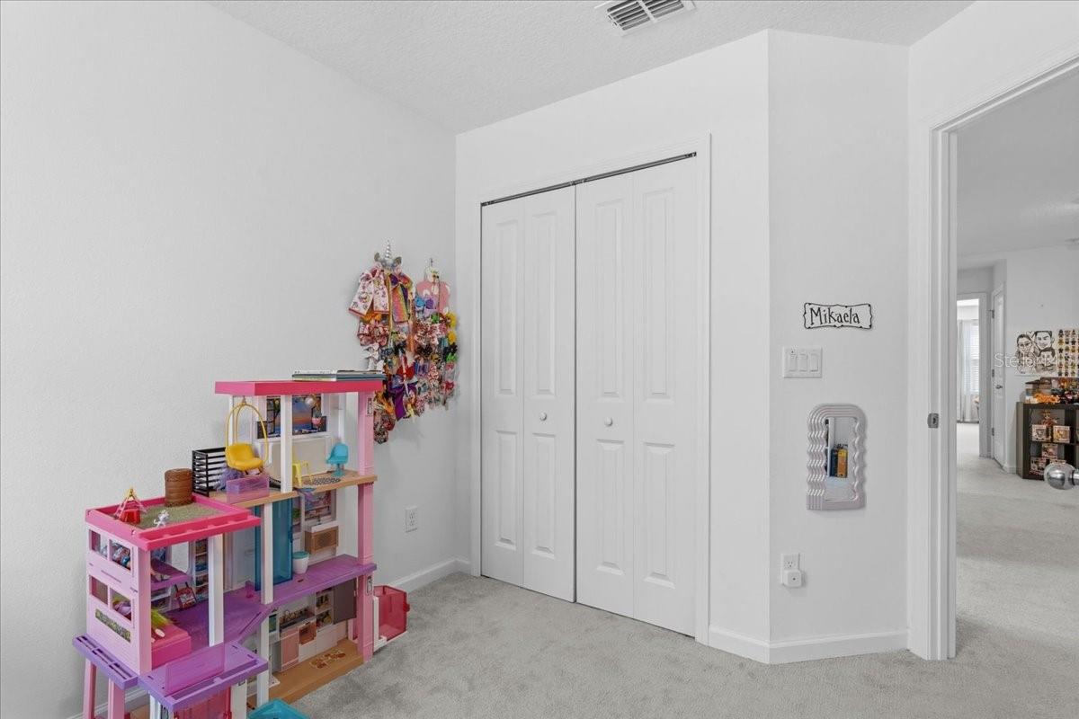 TARA WEST END PH II PB 36 PG 53 - Residential