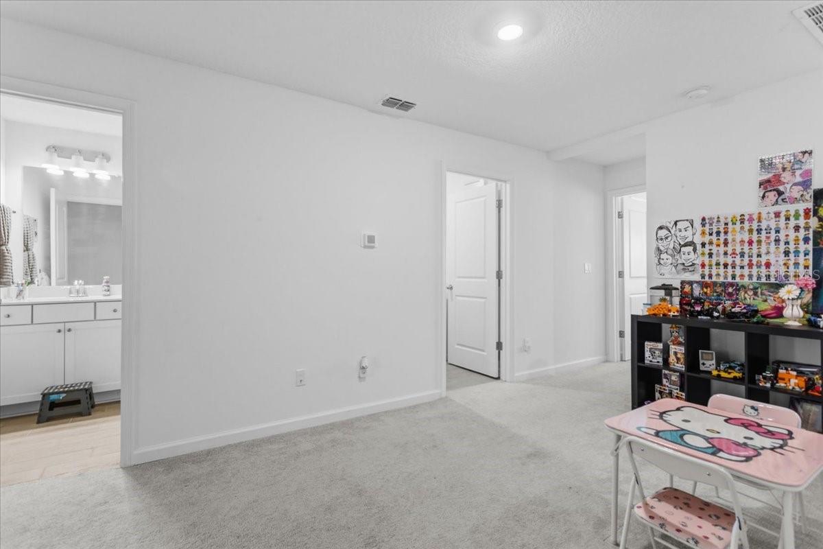 TARA WEST END PH II PB 36 PG 53 - Residential