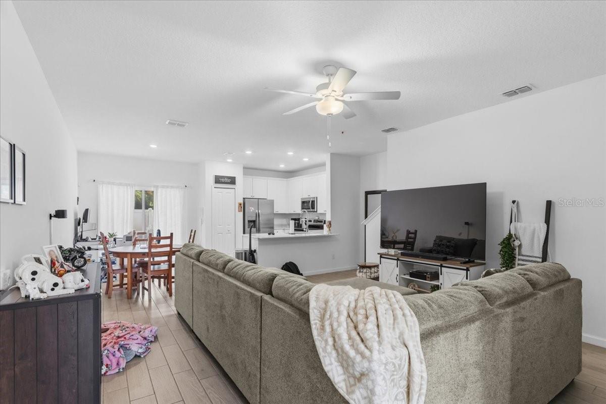 TARA WEST END PH II PB 36 PG 53 - Residential