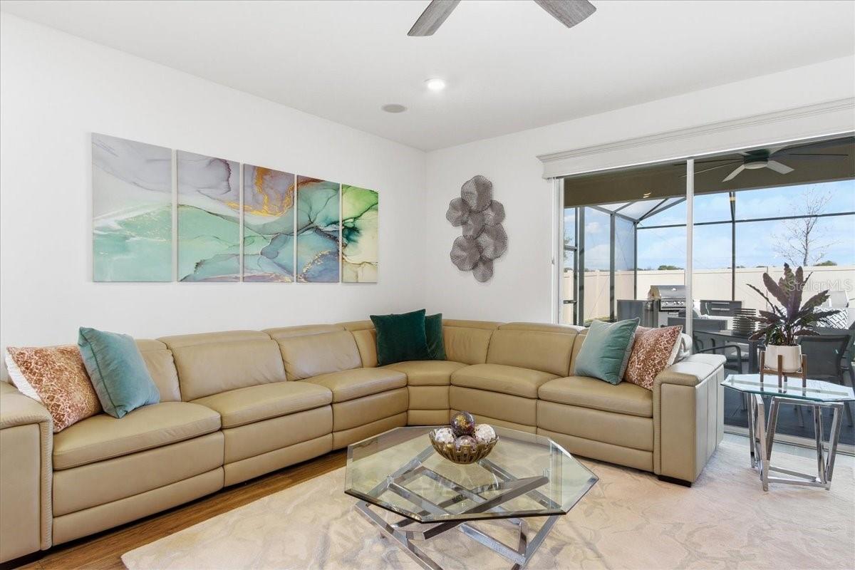 LAKESIDE PHASE 2 A REPLAT - Residential