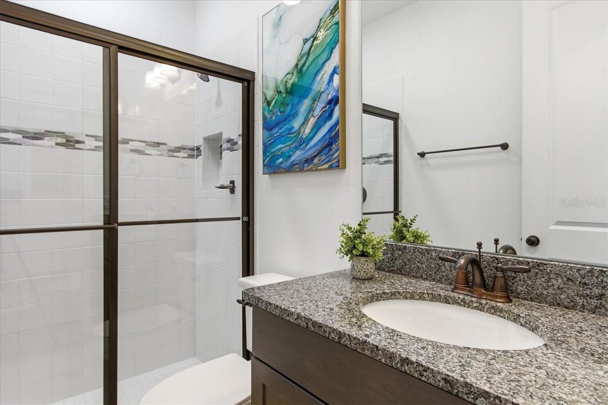 LAKESIDE PHASE 2 A REPLAT - Residential