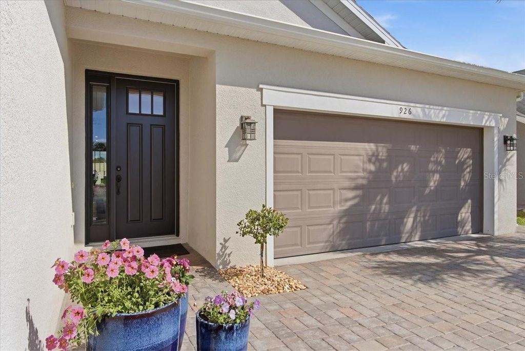 Photo of 926 Heron Sound Drive, Apopka, FL 32703 (MLS # O6390364)