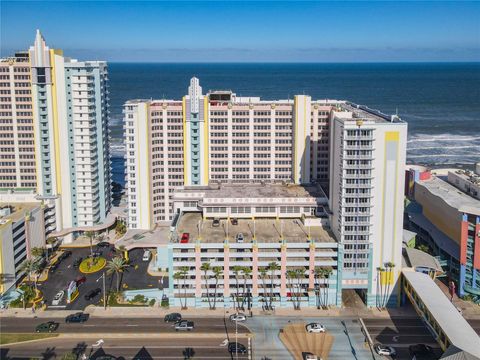 A home in DAYTONA BEACH