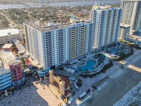 A home in DAYTONA BEACH