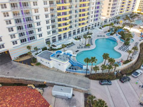 A home in DAYTONA BEACH