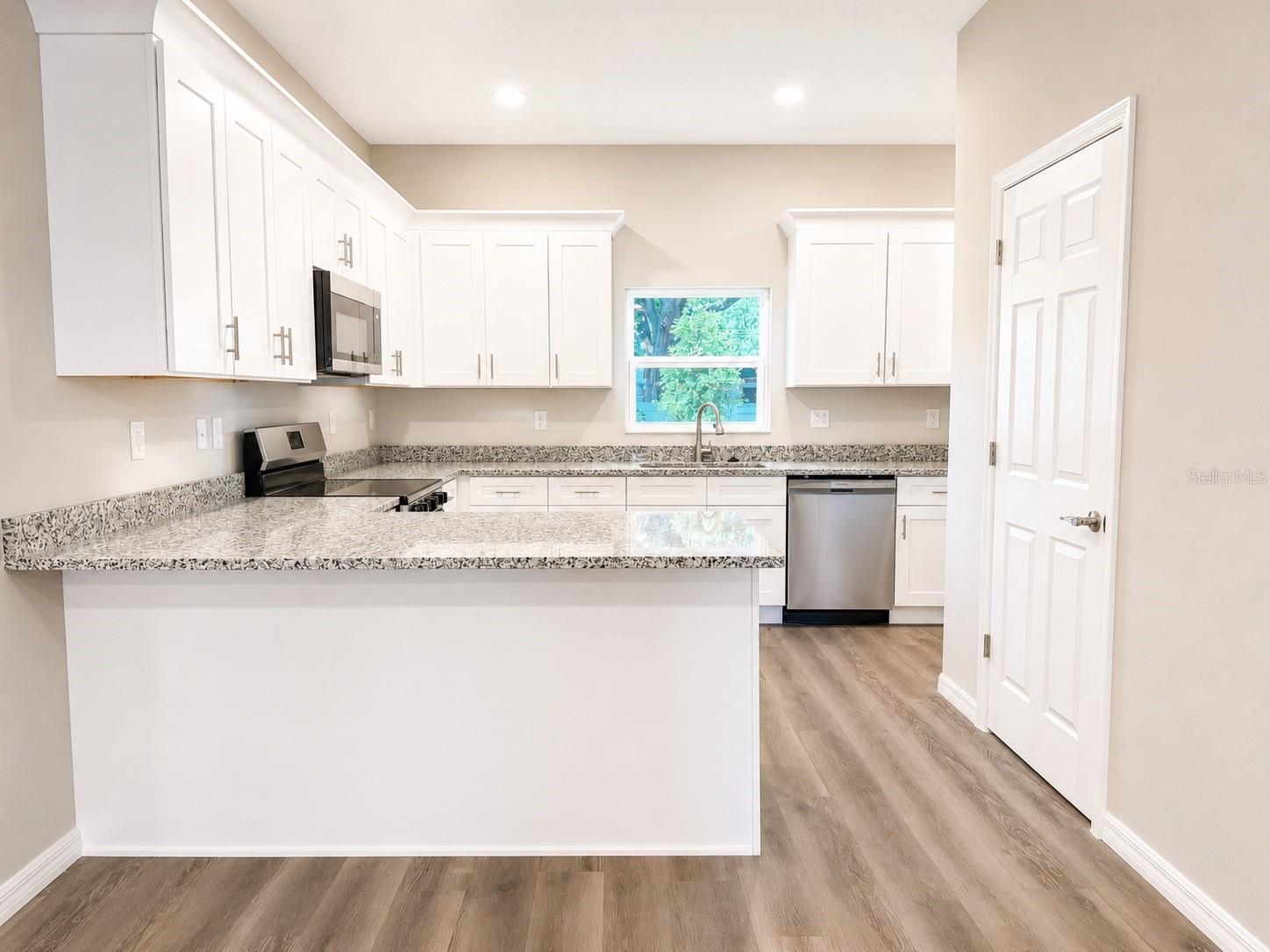 5028 FINDERS COURT