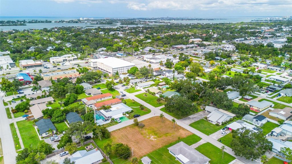 Photo of 2110 Sandrala Drive, Sarasota, FL 34231 (MLS # A4666661)