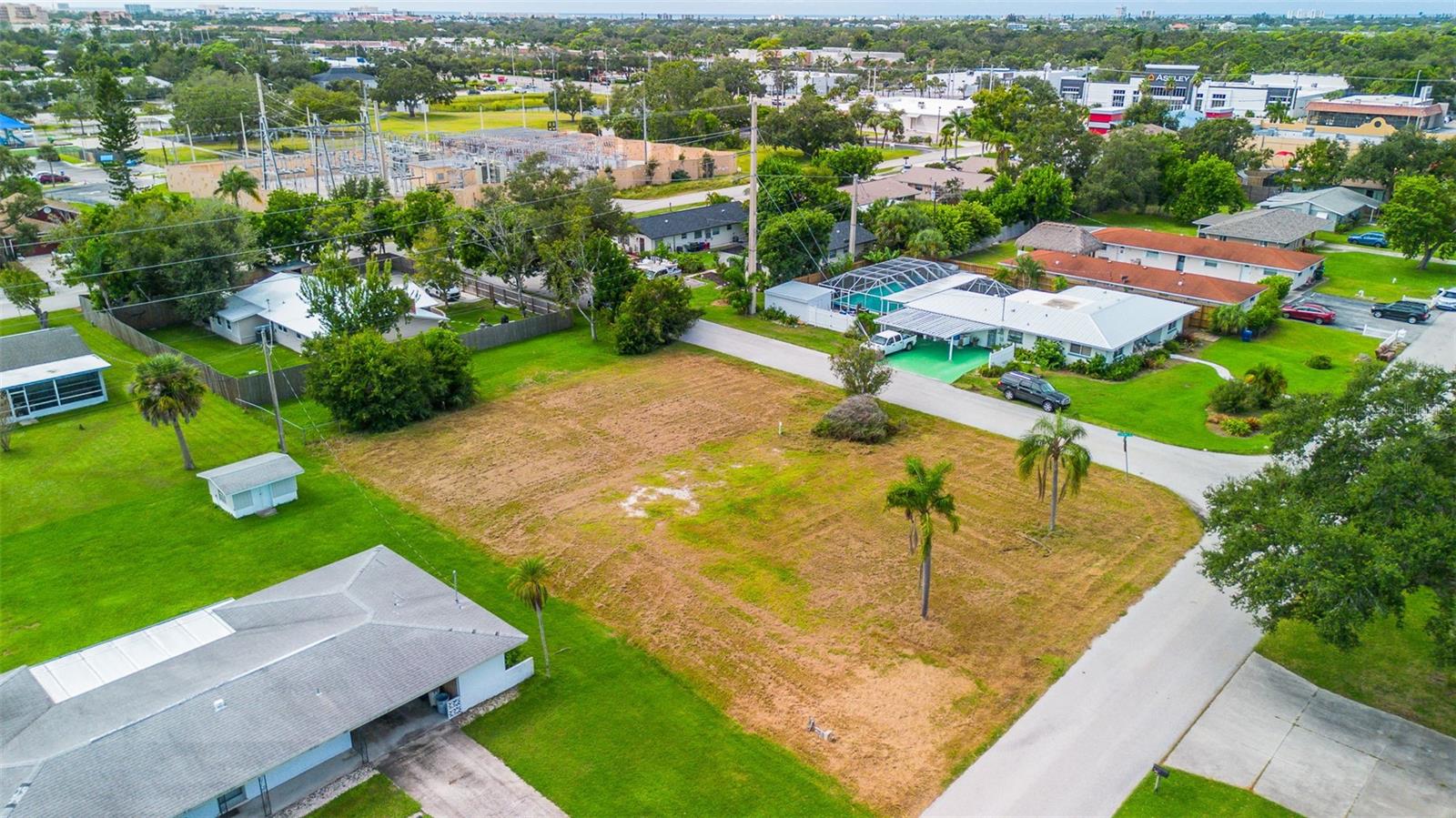 ORANGE CREST PARK - Land