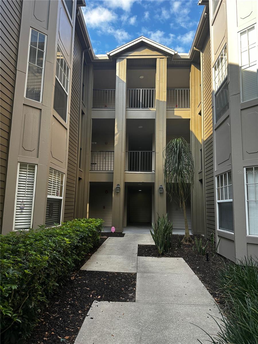 Photo of 420 Summit Ridge Place #204, Longwood, FL 32779 (MLS # O6431034)