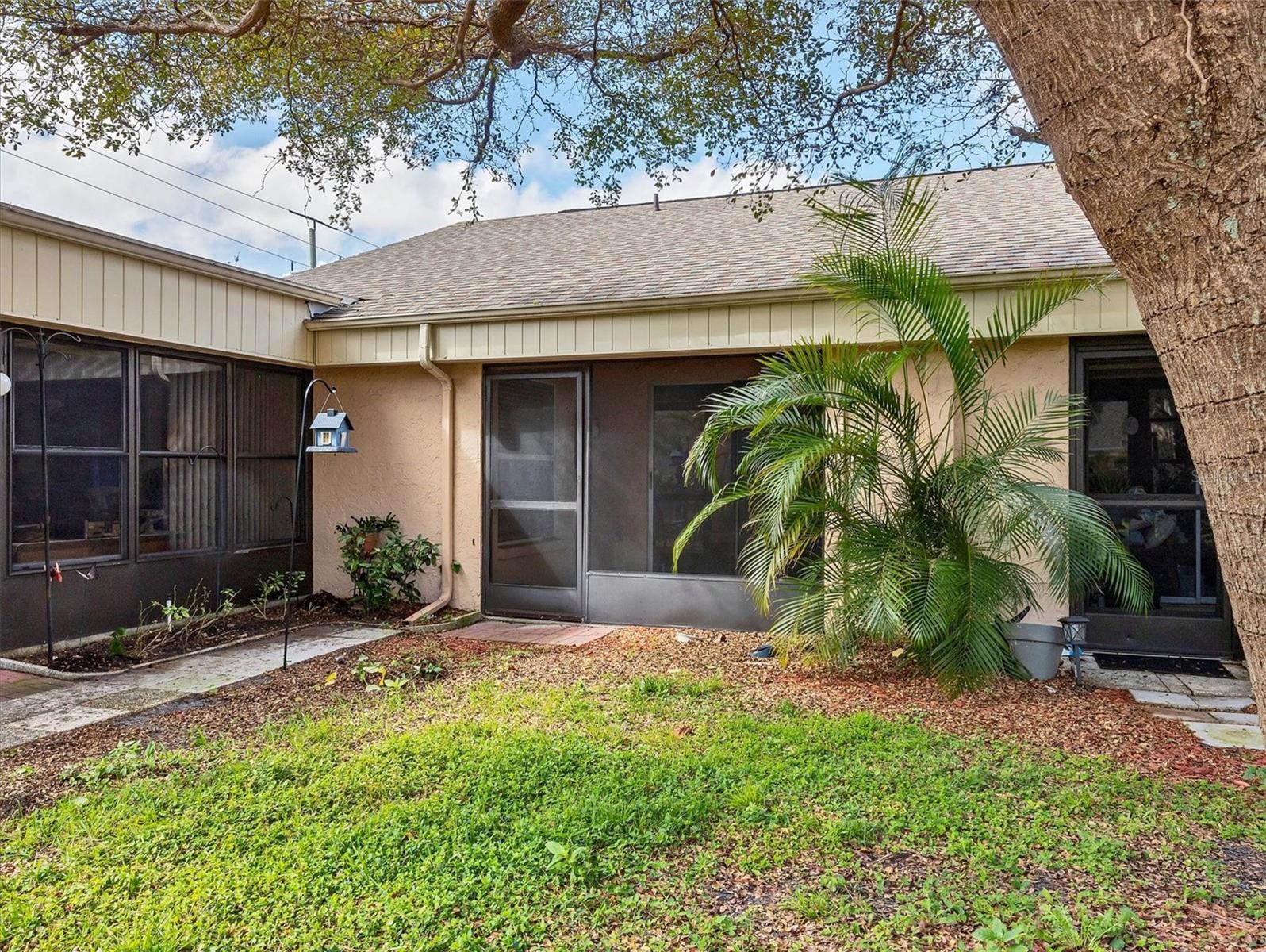 PEBBLE SPRINGS CLUSTER 1 - Residential