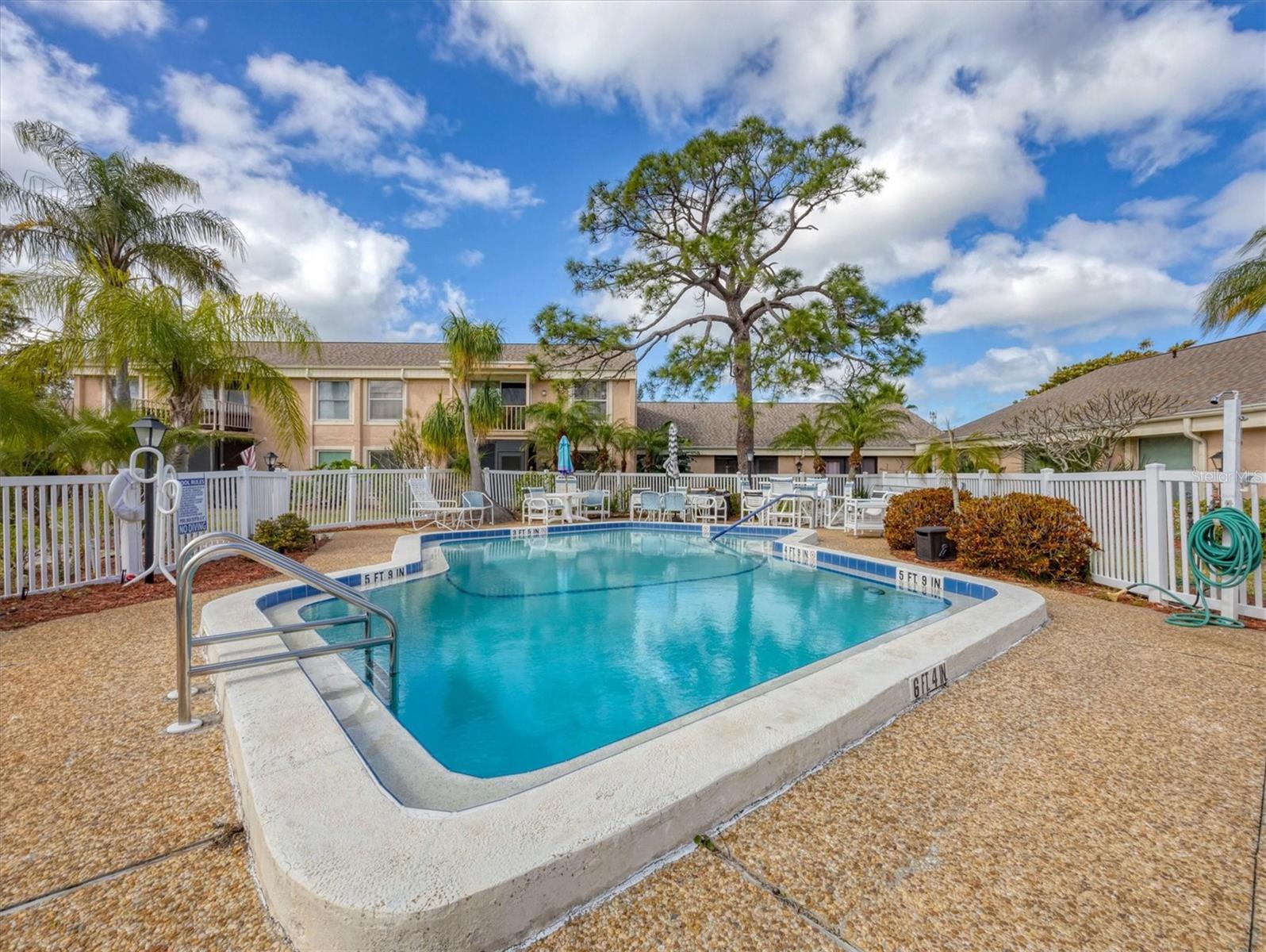 PEBBLE SPRINGS CLUSTER 1 - Residential