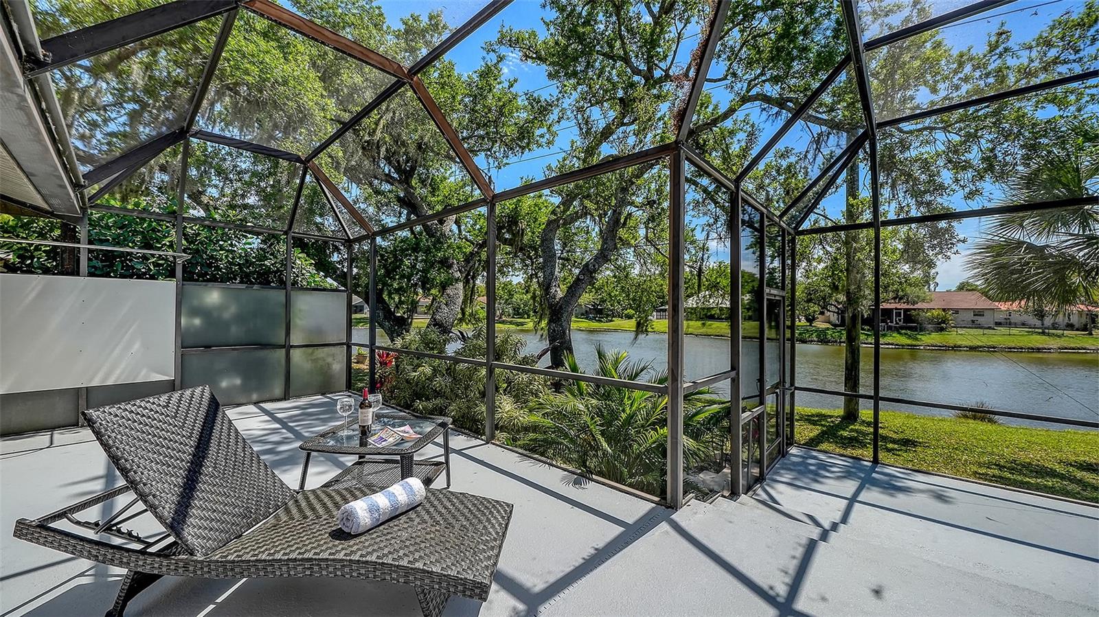 COLONIAL OAKS - Residential