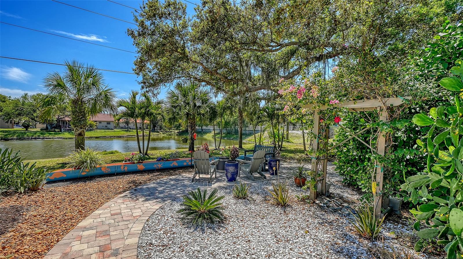 COLONIAL OAKS - Residential