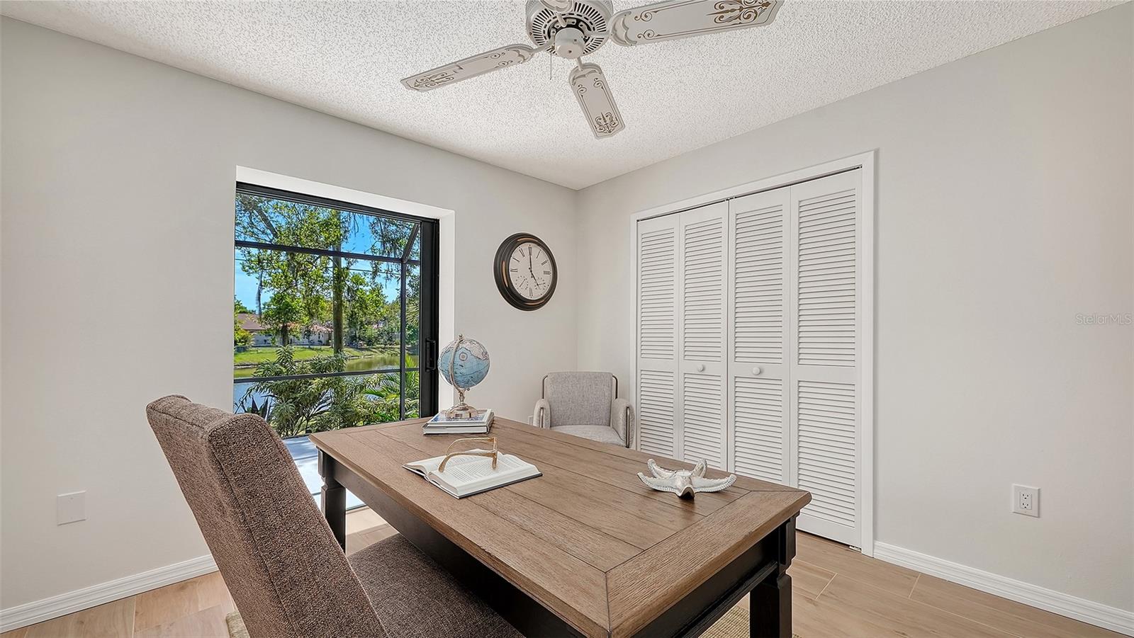 COLONIAL OAKS - Residential